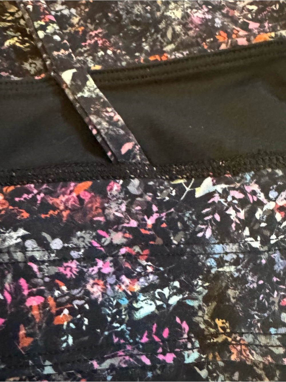Lululemon Energy Long‎ Line Bra Size 6 Floral Multi Strappy Back Sports Bra - Picture 7 of 8